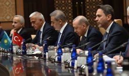 Ердоған бауырлас қазақ халқын Республика күнімен құттықтады
