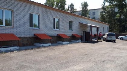 Семейдегі хосписте науқастар дәлізде жатыр