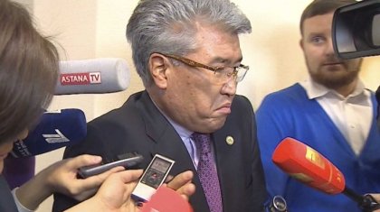 «Құрманғазыны білетініне күмәнім бар»: Белгілі күйші Арыстанбек Мұхамедиұлын масқаралады