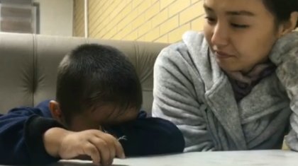 «Үлкен болып өскім келеді»: Жынысы жоқ боп туған 9 жасар бала көпшіліктен көмек күтеді