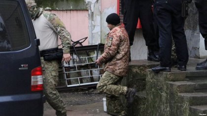 Ресей аннексиялап алған Қырым соты Украинаның үш теңізшісін екі айға қамады