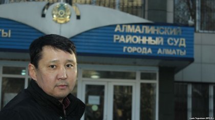 Сот қоғам белсендісі Асхат Берсәлімовке айыппұл салды