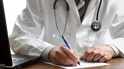 Как увеличится зарплата у терапевтов, акушеров и онкологов в Казахстане