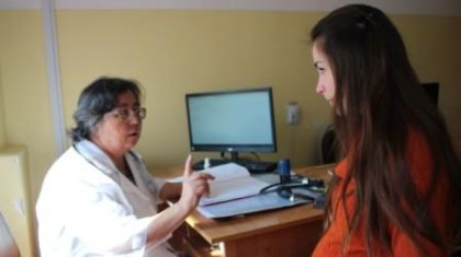 Доктор в Алматы на слух определяет порок сердца у беременных