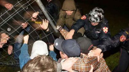 Екатеринбургте халық 3 күннен бері наразылық шеруінде: 60-тан аса адам ұсталды (ВИДЕО)