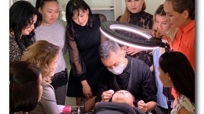 Кірпік жабыстырады: алматылық 28 жастағы жігіттің айлық табысы 3 млн теңге