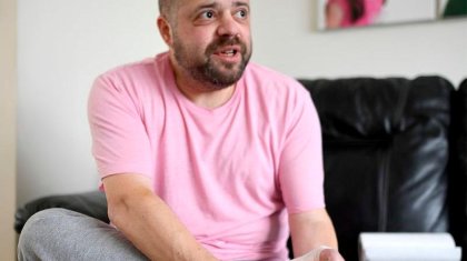 Дәрігерлер аяғын кесуі мүмкін: актерді өрмекші шағып алды