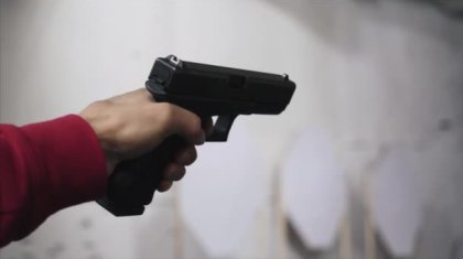 Алматы облысында қоғам белсендісіне оқ атқан әкім ұсталды