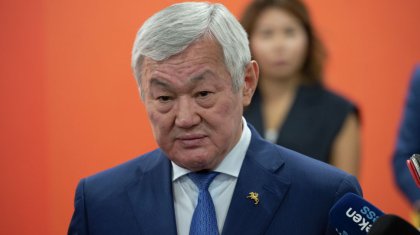 «Бұл енді менің тұмарым»: Бердібек Сапарбаев кеудесіндегі ерекше белгі туралы сырын айтты