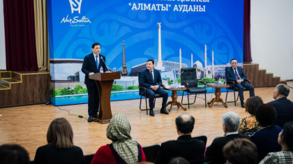 Нұр-Сұлтан қаласының әкімі 6 айда 700-ден астам тұрғынды жеке қабылдаған