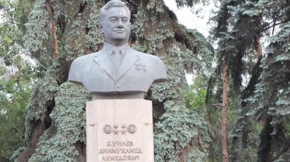 Көзі тірісінде Қонаевқа да қола мүсін тұрғызылған (ВИДЕО)