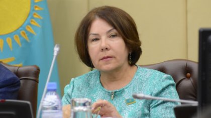 «Кредит алдың ба, қайтар!»: Гүлжан Қарағұсова халық несиесінің мемлекет есебінен кешірілуіне қарсы