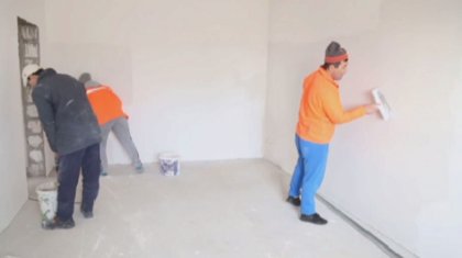 Қарағандыда түрме бастығы жазасын өтеушілерге пәтерін жөндеткен