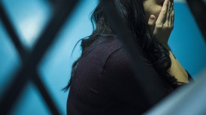 Өзбекстанда ер адам әйеліне қолданылған памперстің қалдықтарын мәжбүрлеп жегізген