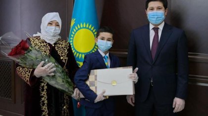 Тоқаев Павлодар облысының бесінші сынып оқушысына сыйлық берді (ФОТО)