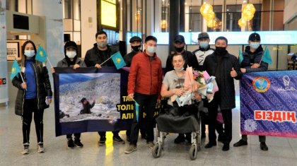 Эверест шыңын бағындырған қыз астанаға оралды