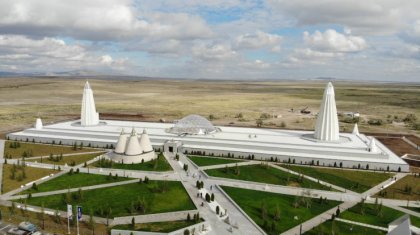 «Тоқаевты алдадық»: Абайдың 175-жылдығына салынған кешен сапасыз салынған ба? (ВИДЕО)