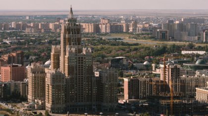 14 жастағы астаналық 20-қабаттан құлады. Желіде тағы бір күмәнді ойын туралы айтылып жатыр