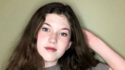 «Тұрмысқа шыққан келіншектердің орамал тағатыны ұнады»: Америкалық оқушы қазақ тілін оқытып жүр