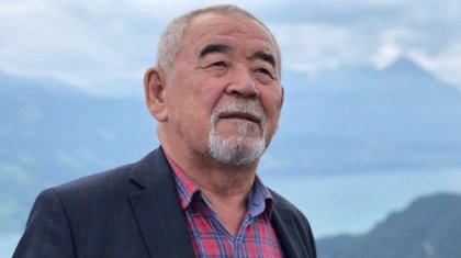 «Құдама айтып тіркетіп беремін, Цойды күтіп отырмын»: Жүрсін Ерман QazVac пен ДДСҰ басшысы туралы айтты (ВИДЕО)