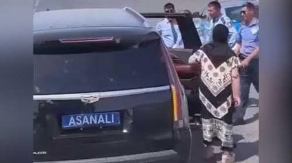 Асанәлі Әшімовтің көлігі әлеуметтік желіні шулатты