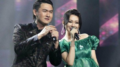 «Төреш екеуміз ұрысып қалдық»: Ерке Есмахан «Алло» клипінің түсірілімі жайлы айтты