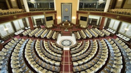 «Еңбек демалысы үшін 2,5 миллион теңге төленеді»: Депутаттар екі ай демалысты қалай өткізетіндерін айтты