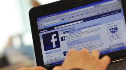Facebook-те бейтаныс жігітпен сөйлескен шымкенттік 17 млн теңгесінен айырылып қалды