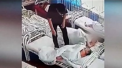 Ақтөбедегі интернатта мүгедек балаларды ұрып-соққан тағы бір санитар сотталды