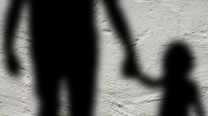 Талдықорғанда балаларды аңдыған ер адамға іздеу жарияланды