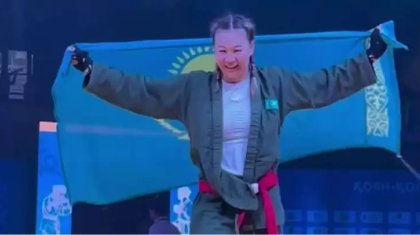 Шавкат Рахмоновтың қарындасы әлемнің үш дүркін чемпионы атанды