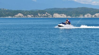 Алакөлге демалуға барған ер адам аяғынан айырылды