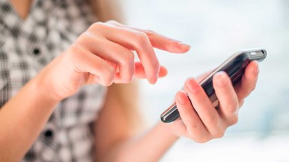 Ресейлік әйел бопсалау арқылы қазақстандық қыздардан ақша алып отырған