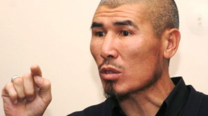 «Ин ша Аллаһ!»: Талғат Рысқұлбеков мектепте хиджабқа рұқсат берілмесе, Шешенстанға көшетінін айтты (ВИДЕО)