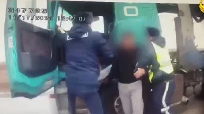 Атырау-Орал тасжолында полиция жүргізушіні тоқтату үшін оқ атқан