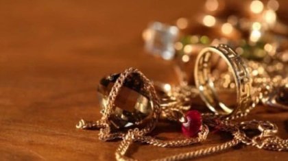 Астанада құрбысына қонаққа барған әйел үйін тонап кетті