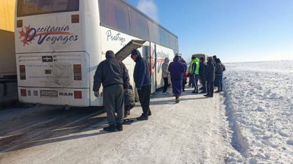 Аязды күні жолда  қалған 100-ден астам шетелдік азамат құтқарылды