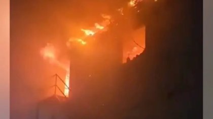 «500 шаршы метр аумақты шарпыған»: Астанада жатақхана өртенді