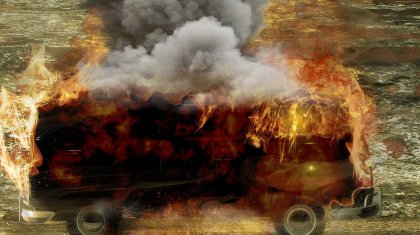 Түркістан облысында оқушылар мінген «Газель» өртеніп кетті