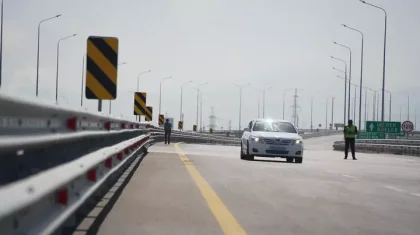 «Ең арзан жол бізде»: Министр ақылы жолдардың бағасы тағы өсетінін айтты