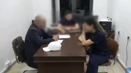 Түркістанда ҰҚК «қызметкері» миллиондап пара алып жатқанда ұсталды