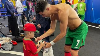 Криштиану Роналду ауыр дертке шалдыққан баланың арманын орындады