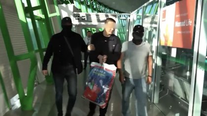 Қыз зорламақ болған ер адам Грузиядан Қазақстанға экстрадицияланды (ВИДЕО)