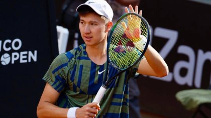 Қазақстандық Бейбіт Жұқаев Шанхай турнирінің ширек финалына шықты