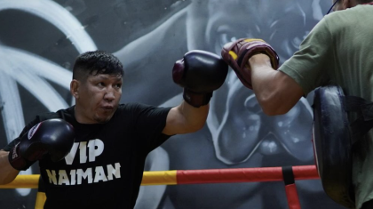 Қуат Хамитов бокстағы алғашқы жекпе-жегіне қалай дайындалып жатқанын көрсетті