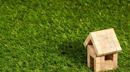 Маңғыстау облысының әкімдігі 40-қа жуық жетім баланы үй кезегіне қоймаған