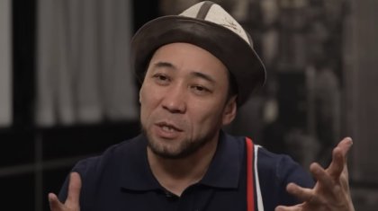 «Жылағым келіп отыр»: Қырғыз әншісі Кенесары хан үшін қазақтардан кешірім сұрады (ВИДЕО)