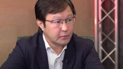 «Миымыз айналып, ұмытып кеттік»: Ақберен Елгезек «Болмаған балалық шақ» фильмі үшін елден кешірім сұрады