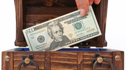 Өзін банкрот деп тану туралы өтініш берген қарағандылық кенеттен миллионер екенін білді