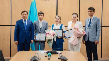 ҰБТ-дан 140 балл жинаған түлек сыйлыққа айфон, ноутбук, теледидар және пәтер алды